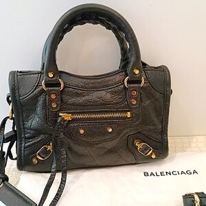 (SOLD OUT) SUPER RARE NEW BALENCIAGA WOMEN'S LE CITY BAG NANO IN BLACK IN 18K GO